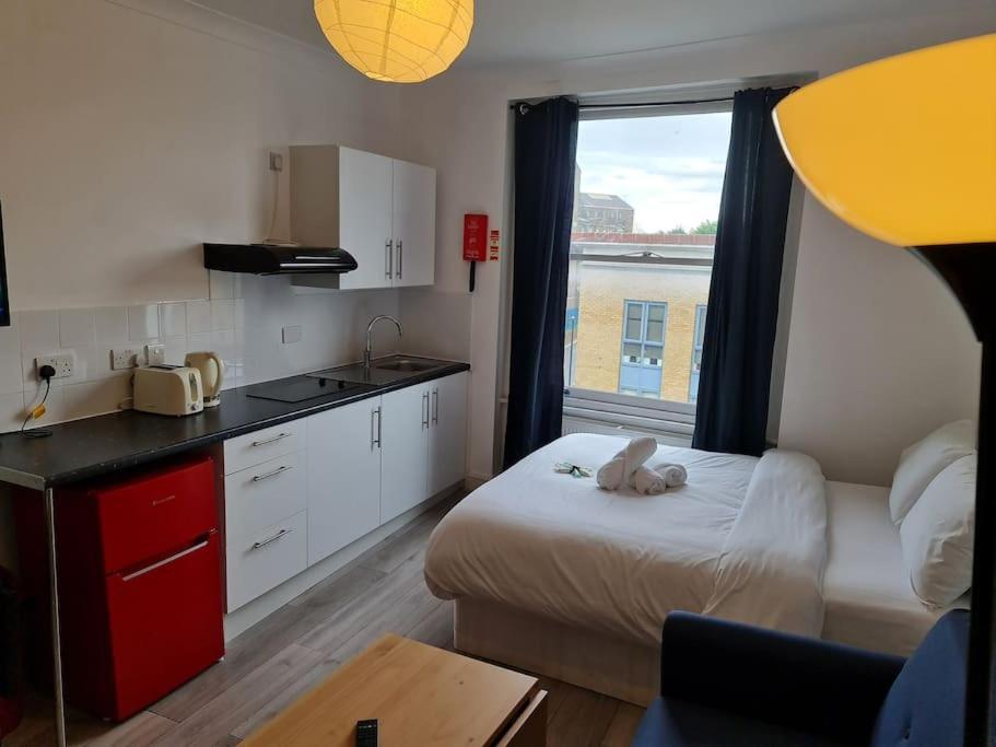 Chic & Modern Studio In Caledonian Rd Londra Dış mekan fotoğraf