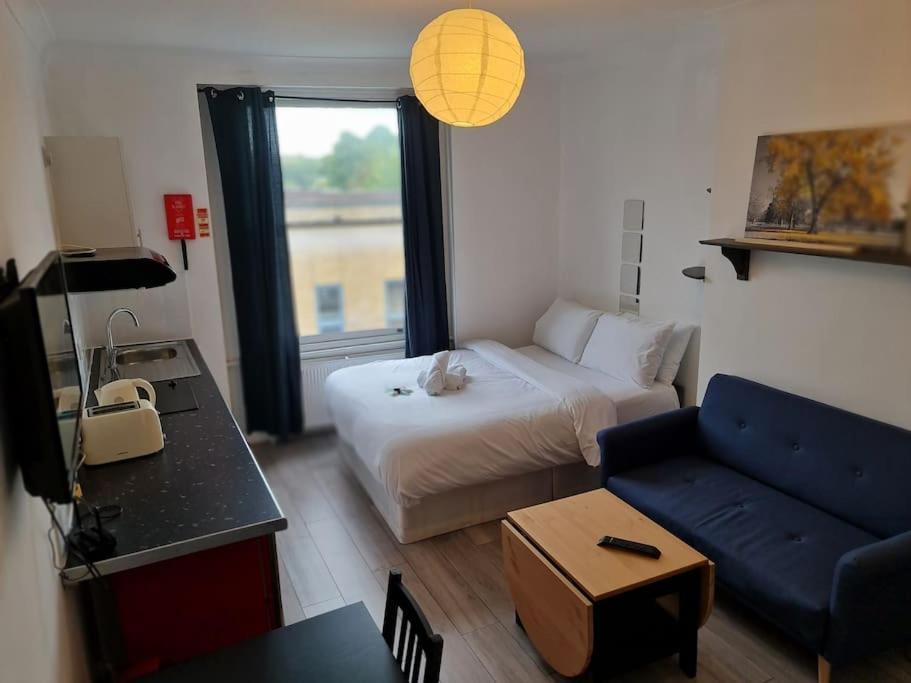Chic & Modern Studio In Caledonian Rd Londra Dış mekan fotoğraf