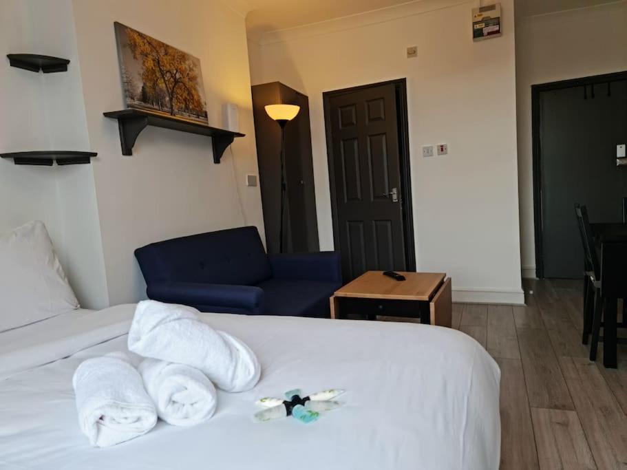 Chic & Modern Studio In Caledonian Rd Londra Dış mekan fotoğraf